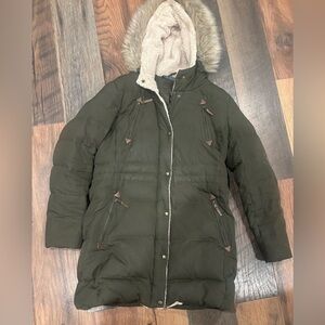 Lauren Ralph Lauren Dark Green Quilted Puffer Jacket in size small